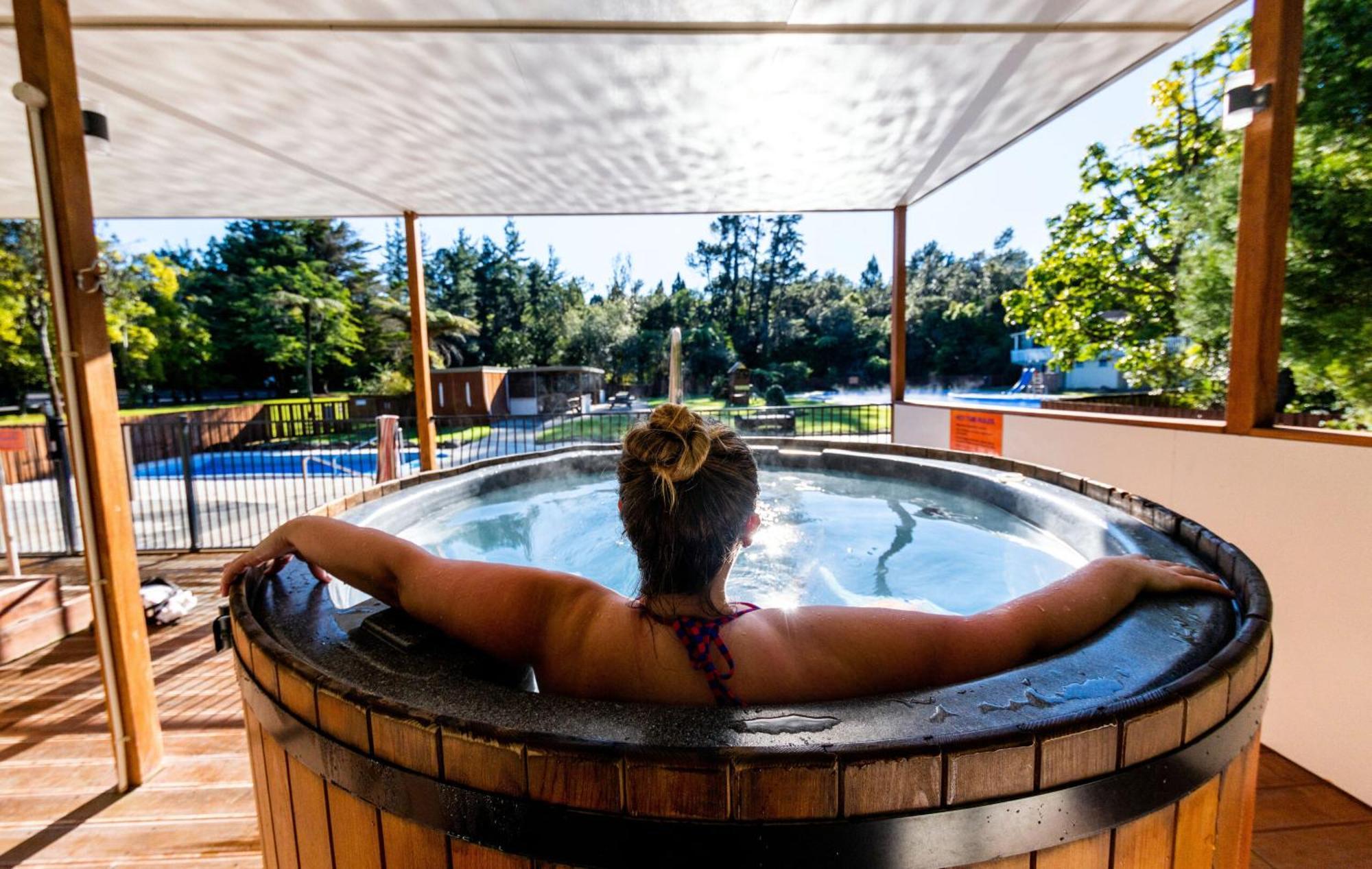 Sapphire Springs Holiday Park And Thermal Pools Katikati Kültér fotó
