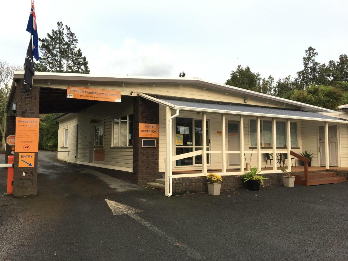 Sapphire Springs Holiday Park And Thermal Pools Katikati Kültér fotó